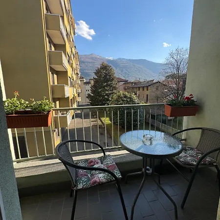 Valtellina Holidays Apartamento *